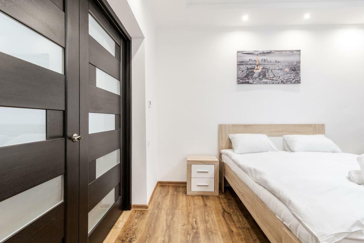 Homey Apartment Lviv Dış mekan fotoğraf