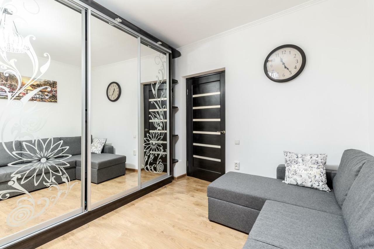 Homey Apartment Lviv Dış mekan fotoğraf